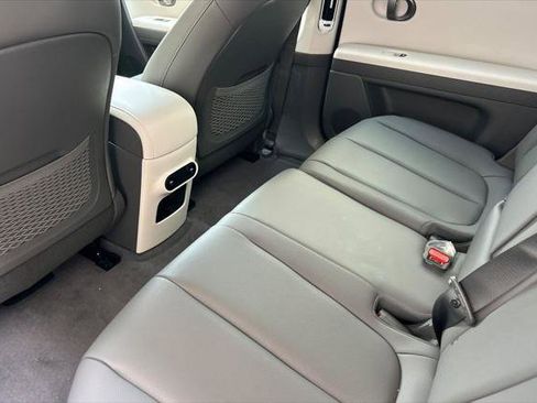New 2026 Hyundai Ioniq 5 SEL image 9