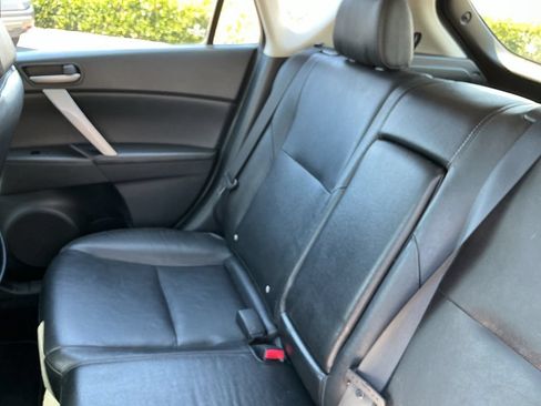 Used 2012 MAZDA MAZDA3 i Grand Touring w/ Tech Pkg FWD image 22