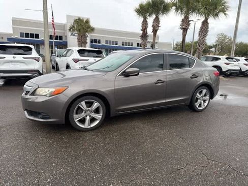 Used 2014 Acura ILX w/ Premium Package image 2