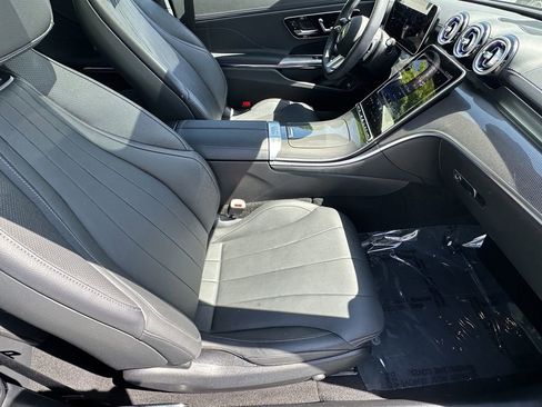Certified 2025 Mercedes-Benz CLE 300 4MATIC Coupe image 15