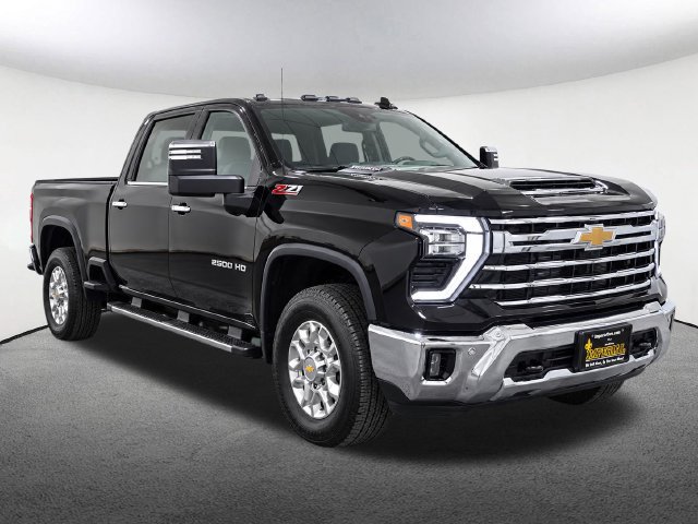 Used 2024 Chevrolet Silverado 2500 LTZ w/ LTZ Convenience Package AWD/4WD image 2