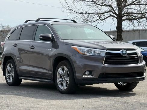 Used 2016 Toyota Highlander Limited Platinum image 7