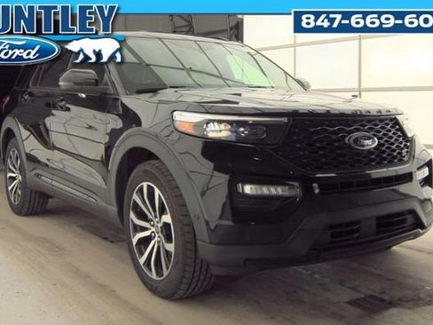 Used 2020 Ford Explorer ST w/ Premium Technology Package image 3