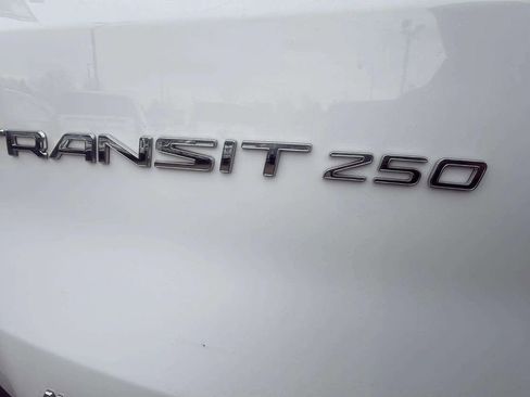 Used 2022 Ford Transit 250 Medium Roof AWD w/ Interior Upgrade Package image 18