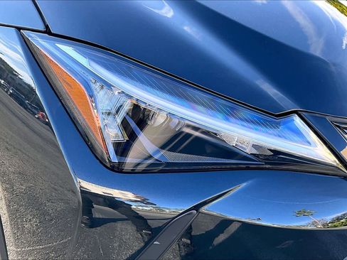 New 2026 Lexus UX 300h FWD image 21