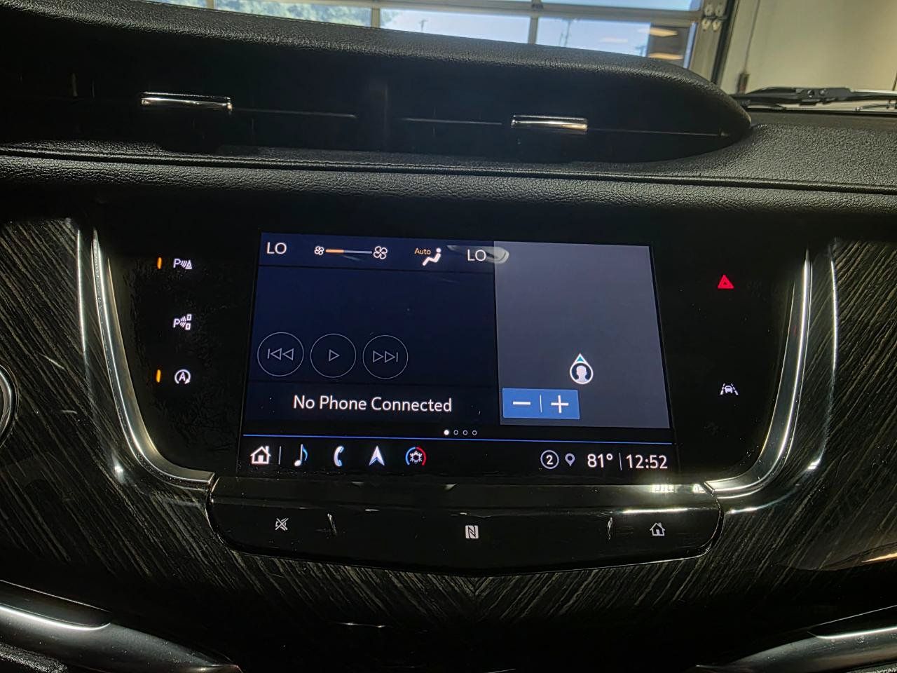 Used 2021 Cadillac XT6 Premium Luxury AWD/4WD image 33