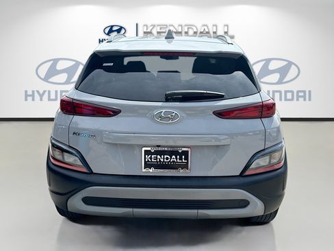 Used 2023 Hyundai Kona SEL FWD image 5