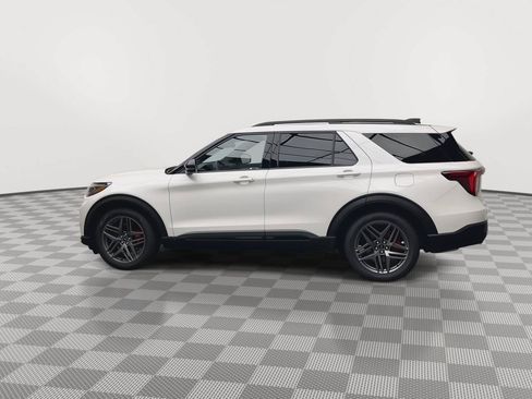 Used 2026 Ford Explorer ST w/ Sun And Sound Package AWD/4WD image 40