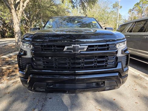 Used 2024 Chevrolet Silverado 1500 RST image 2