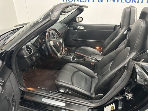 Used 2006 Porsche Boxster RWD image 13