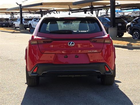 Used 2024 Lexus UX 250h F Sport image 19