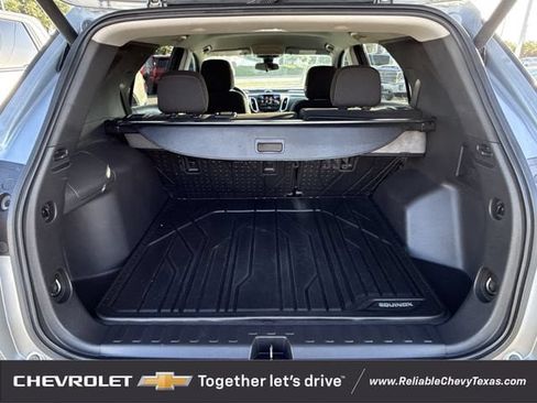 Used 2024 Chevrolet Equinox LT FWD image 30