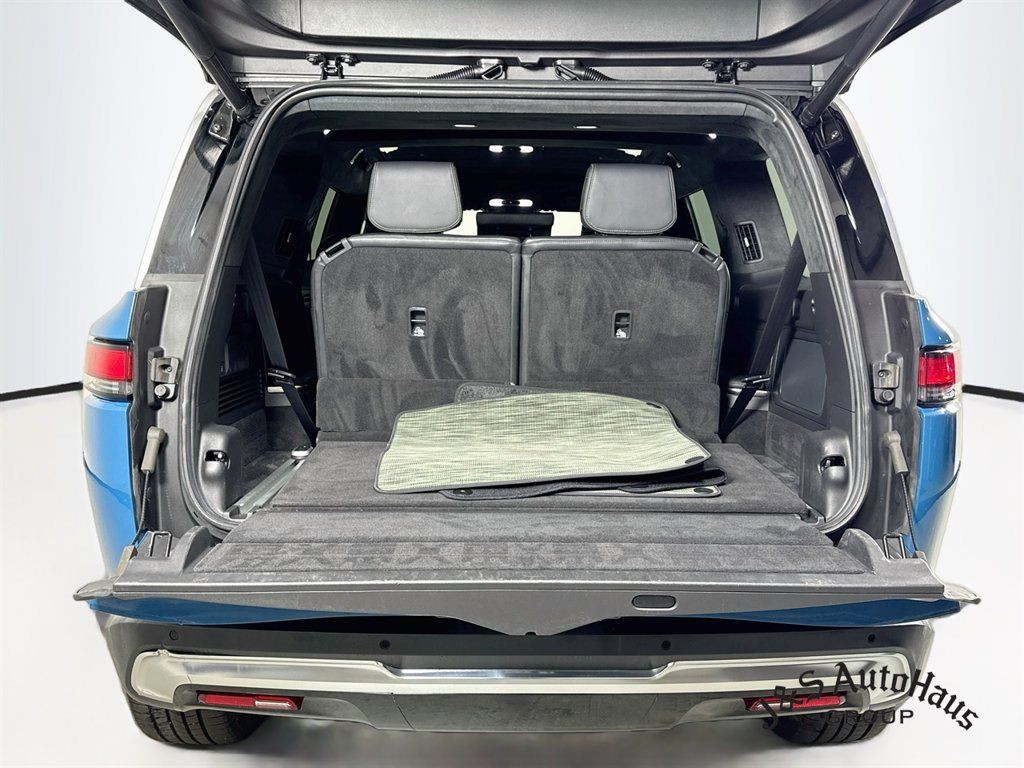 Used 2024 Rivian R1S Adventure Dual AWD/4WD image 34