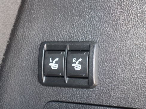 Certified 2024 Toyota Sequoia Capstone AWD/4WD image 18
