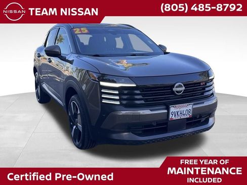 Certified 2025 Nissan Kicks SR FWD image 1