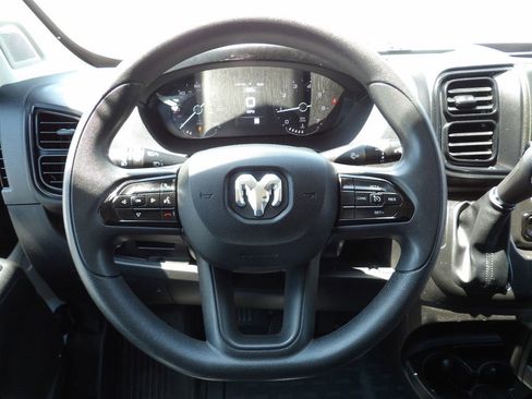 Used 2023 RAM ProMaster 2500 image 18