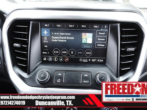 Used 2023 GMC Acadia SLT FWD image 22