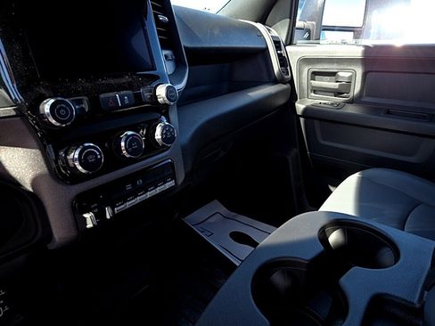 New 2026 RAM 4500 Tradesman w/ Chrome Appearance Group AWD/4WD image 14