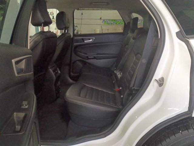 Used 2024 Ford Edge SEL w/ Convenience Package AWD/4WD image 9