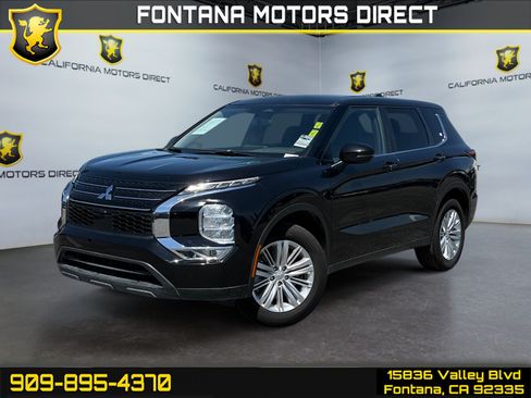 Used 2024 Mitsubishi Outlander ES FWD image 1
