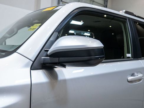 Used 2024 Toyota 4Runner TRD Off-Road image 9