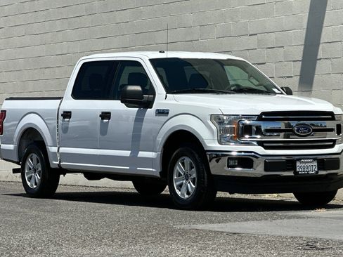 Used 2018 Ford F150 XLT RWD image 2