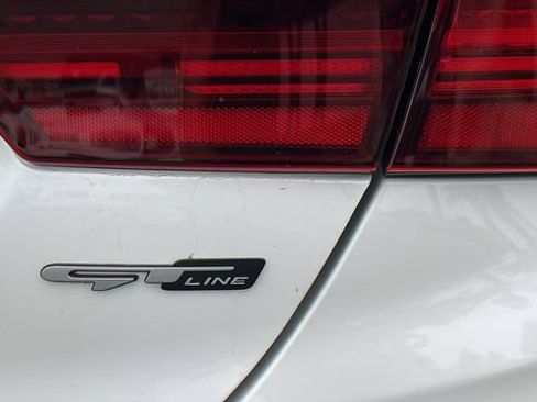 Used 2023 Kia Forte GT-Line w/ GT-Line Technology Package FWD image 10