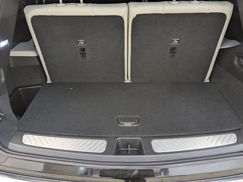 New 2026 Cadillac Vistiq Luxury image 21