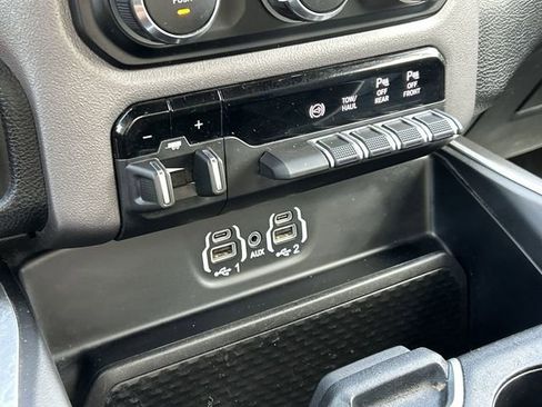 Certified 2024 RAM 2500 Big Horn w/ Off Road Package AWD/4WD image 27