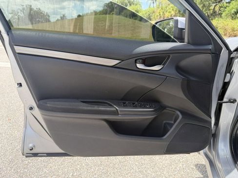 Used 2017 Honda Civic LX image 10