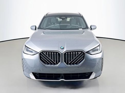 Used 2026 BMW X3 xDrive30 w/ Premium Package image 2