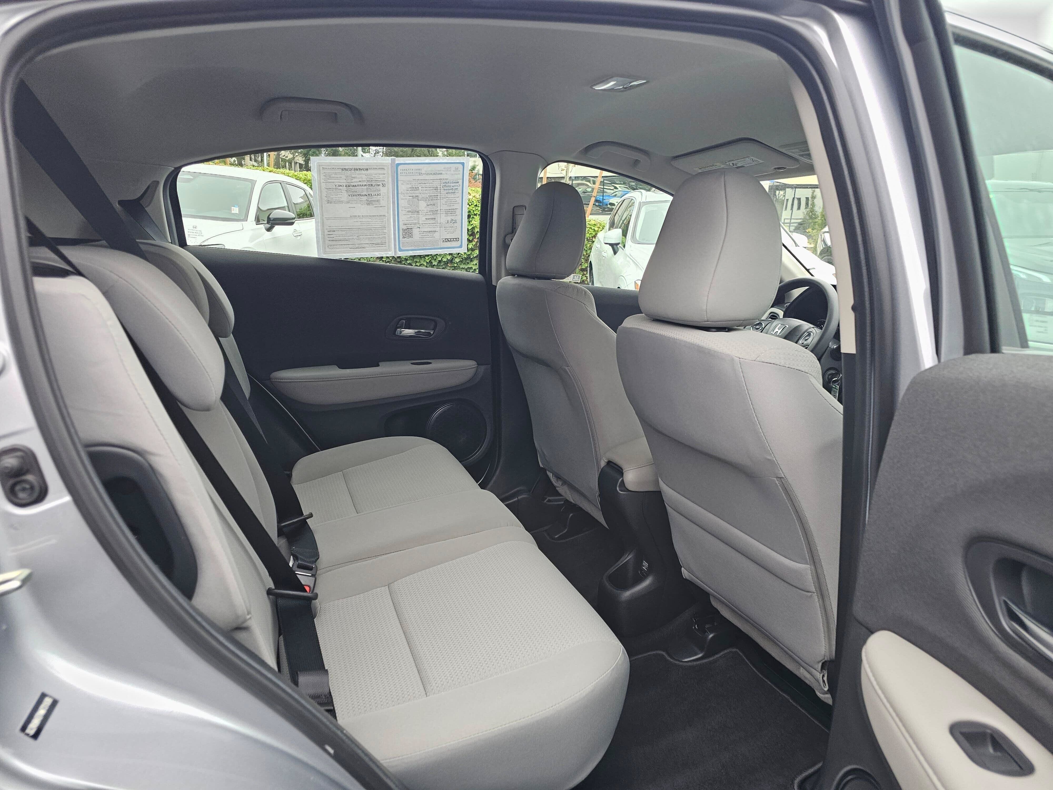 Used 2019 Honda HR-V LX image 14