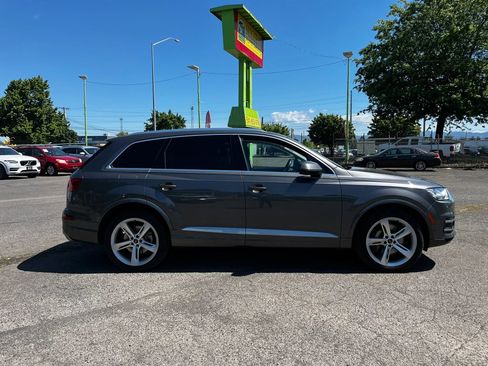 Used 2019 Audi Q7 3.0T Prestige AWD/4WD image 2