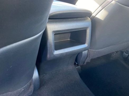 Used 2023 Toyota Camry SE image 18