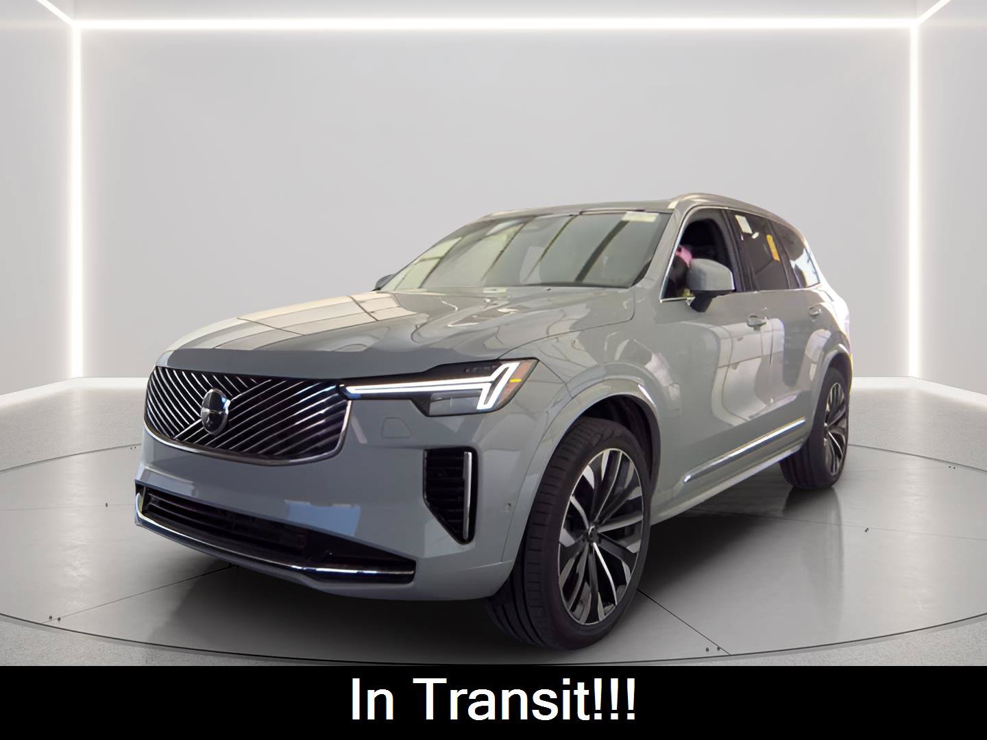 Certified 2026 Volvo XC90 B6 Plus AWD/4WD image 1