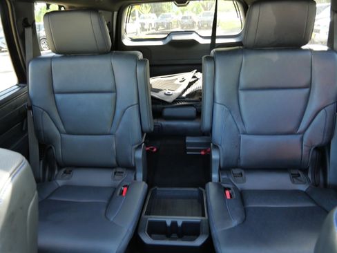 Certified 2025 Toyota Sequoia Platinum AWD/4WD image 16