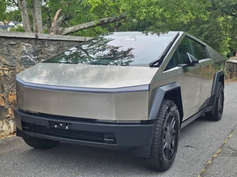 Used 2024 Tesla Cybertruck AWD Crew Cab image 14