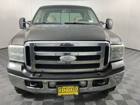 Used 2005 Ford F350 Lariat AWD/4WD image 2