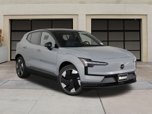 New 2026 Volvo EX30 Plus w/ Climate Package image 18