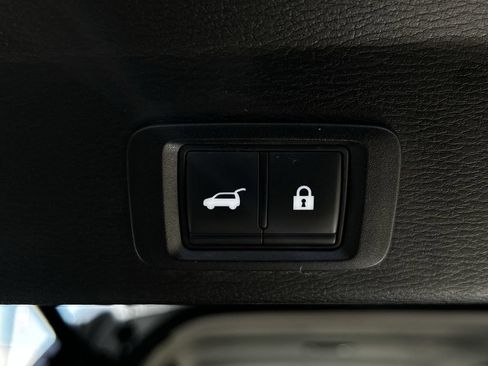 Used 2025 Mitsubishi Outlander SE FWD image 31