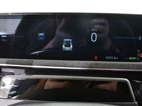 Used 2025 Ford Mustang Mach-E Premium w/ Sport Appearance Package image 25