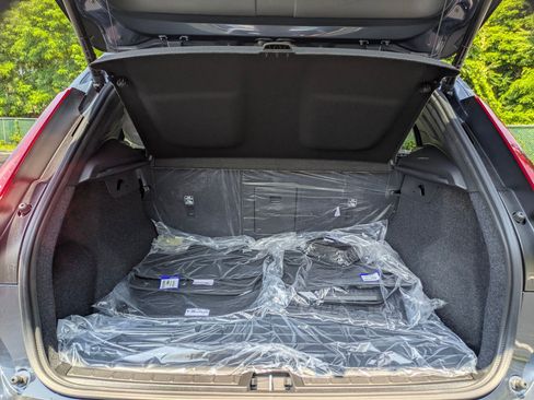 New 2026 Volvo XC40 B5 Core w/ Protection Package Premier image 26