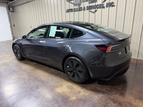 Used 2025 Tesla Model 3 RWD image 5