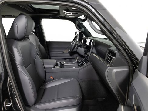 Used 2024 Lexus GX 550 image 24