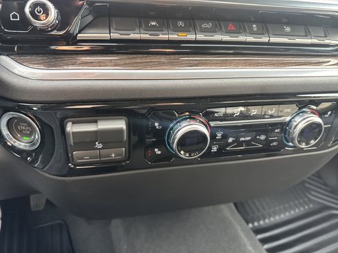 New 2026 GMC Sierra 1500 Elevation image 28