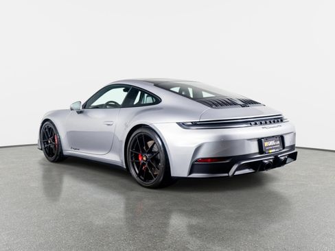 Used 2025 Porsche 911 Carrera GTS RWD image 15