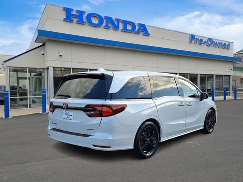 Used 2023 Honda Odyssey Sport image 4