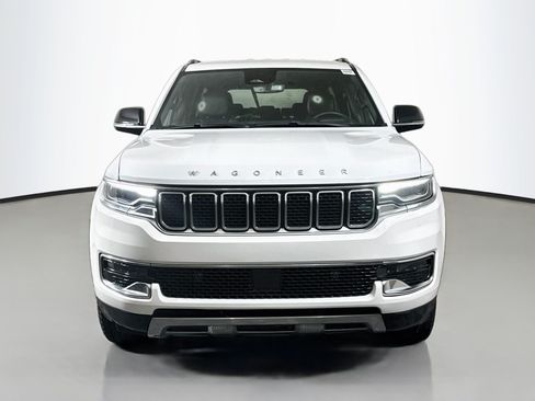 Used 2024 Jeep Wagoneer Series III AWD/4WD image 2