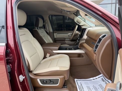 Used 2019 RAM 1500 Laramie RWD image 27
