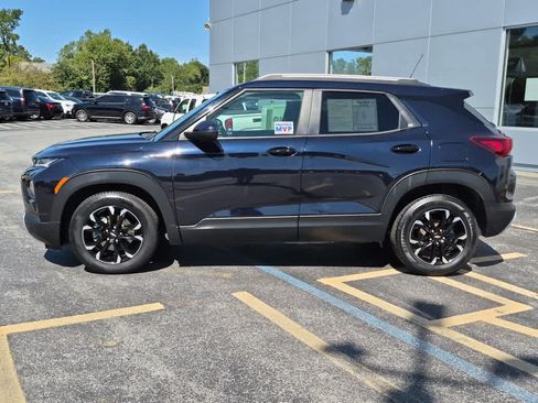 Used 2021 Chevrolet TrailBlazer LT w/ Convenience Package FWD image 5